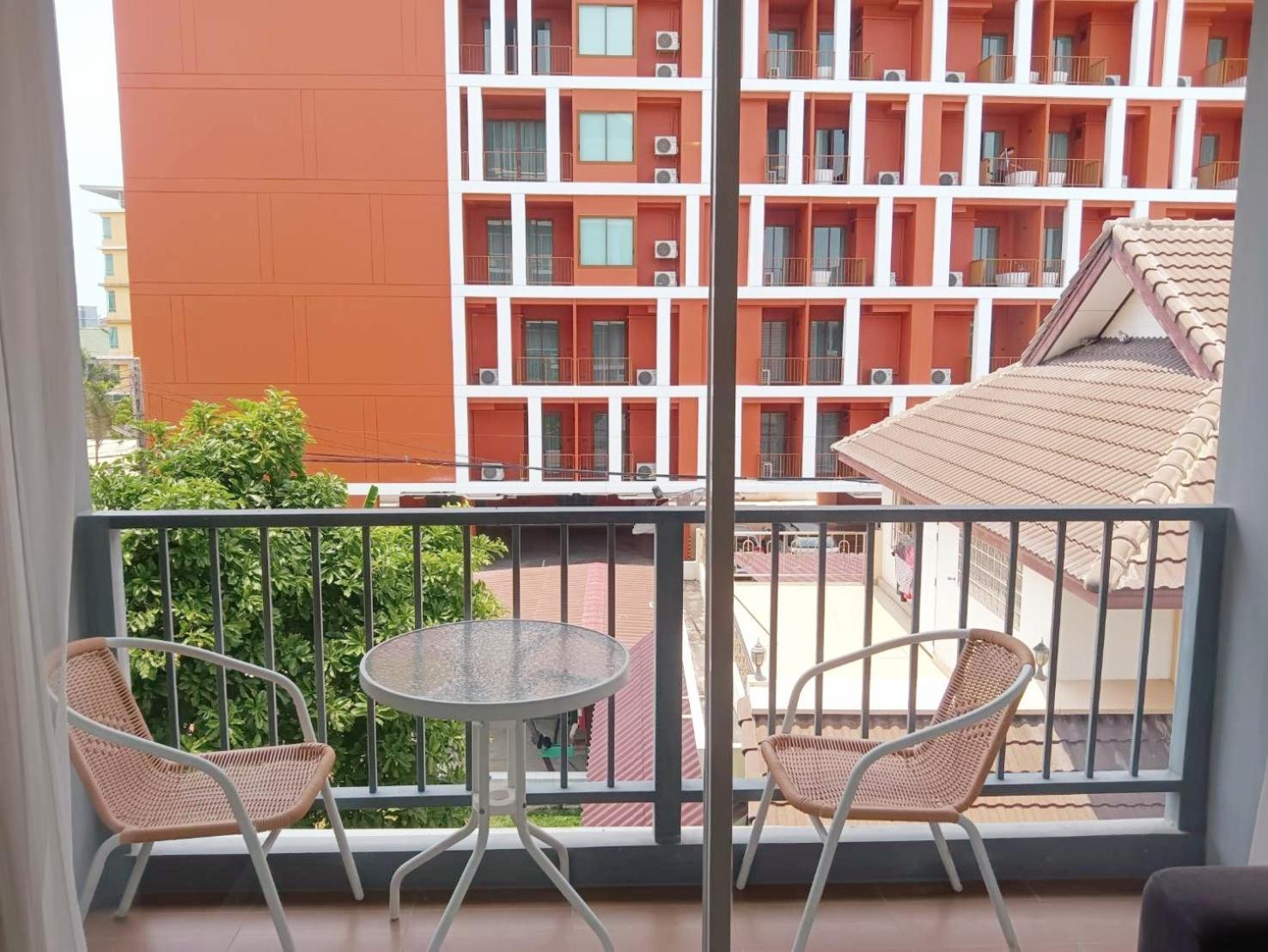 Chic Seaview @ The Patio Bangsaen Apartment Exterior photo